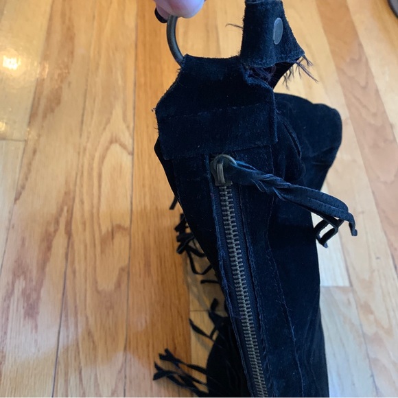 Roxy Black Suede Hobo or Western Purse with Fringe. - Picture 8 of 9